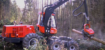 Waldpflege & Selbstwerbung - Unser Harvester im Einsatz